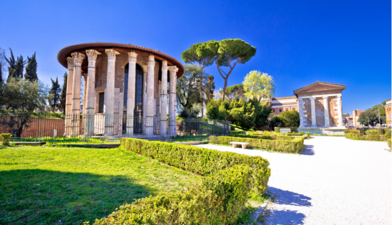  Forum Boarium, Heraklov i Portunov hram u pozadini.