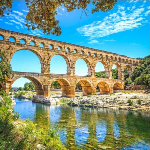 Rimski akvedukt Pont du Gard