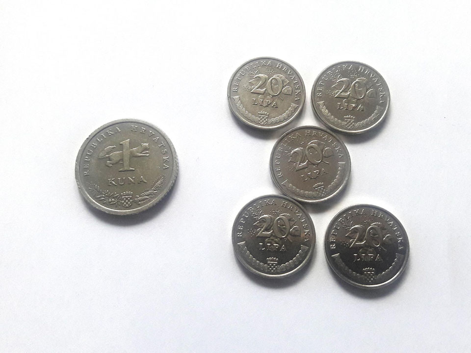 razmjena kovanice od 1 kn u pet kovanica po 20 lp