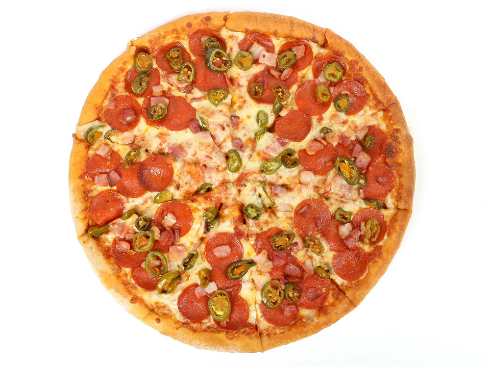 Pizza sa različitim nadjevima. 