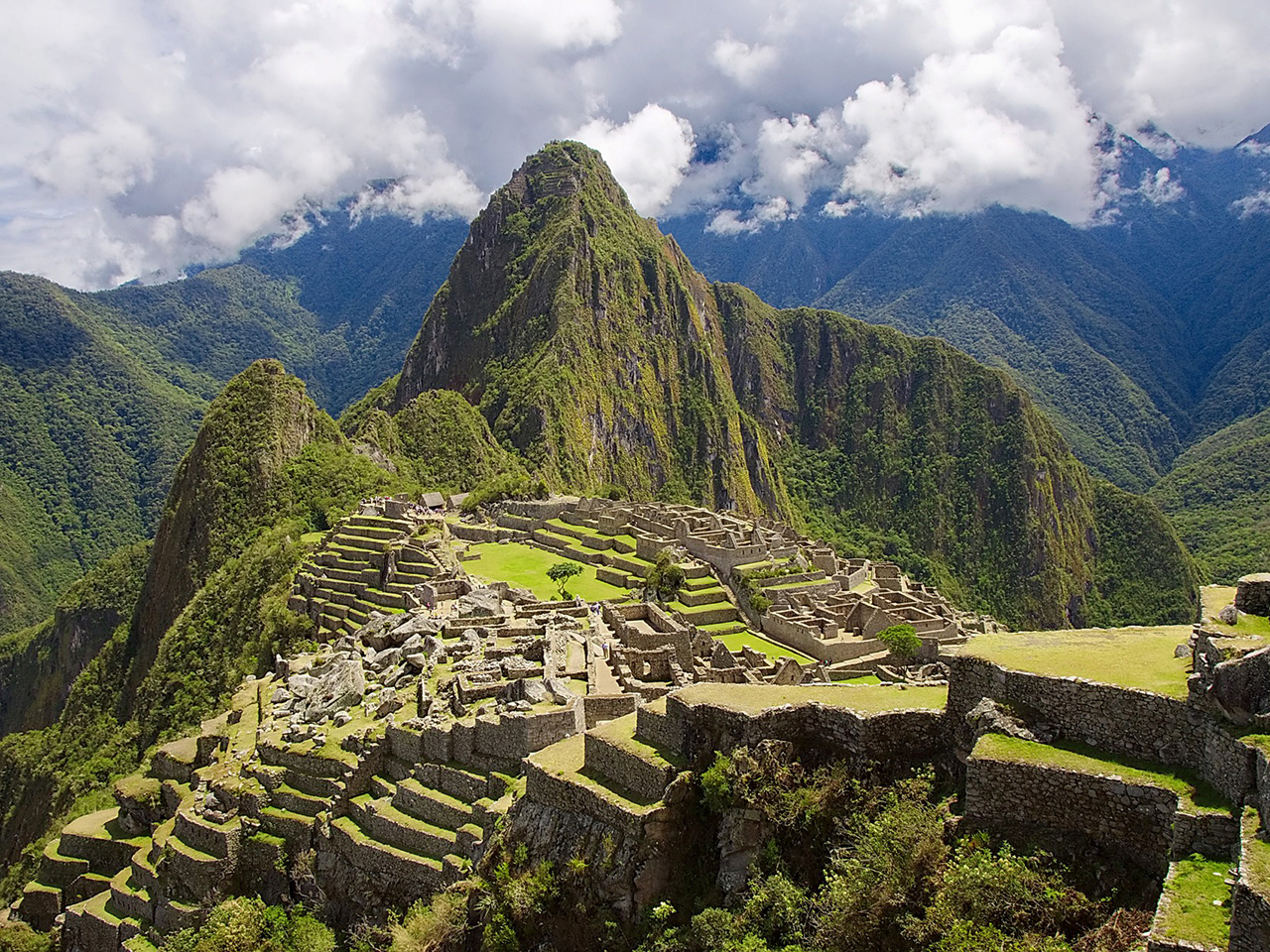 Drevni grad Machu Picchu u Peruu. 